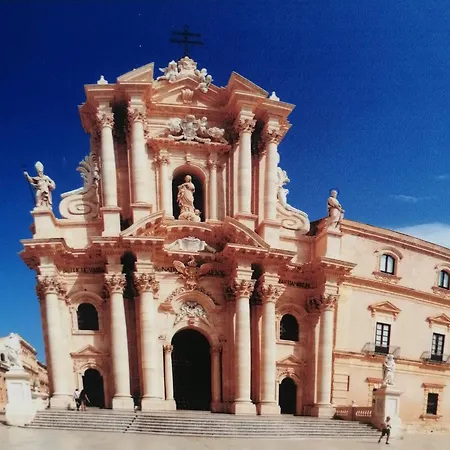 Tempio Di Apollo Apartman Szirakúza