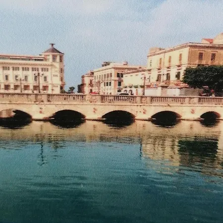 Tempio Di Apollo *
